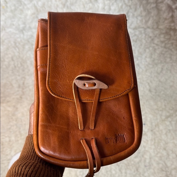Brown Leather Men's and Women Bag. Unisex